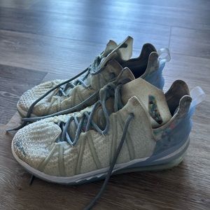 LeBron 18 NRG GS ‘Blue tint’